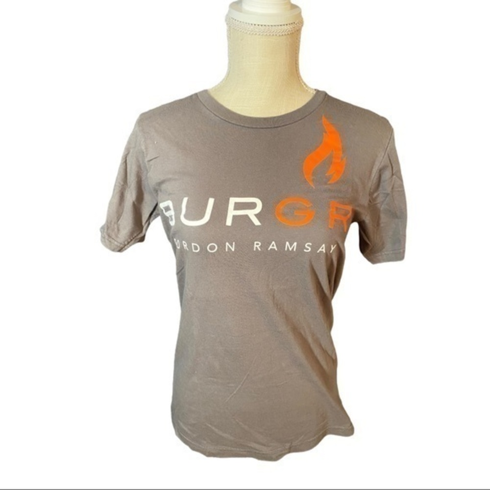 Burgr Shirt from Gordon Ramsay’s restaurant in Las‎ Vegas. Size Small